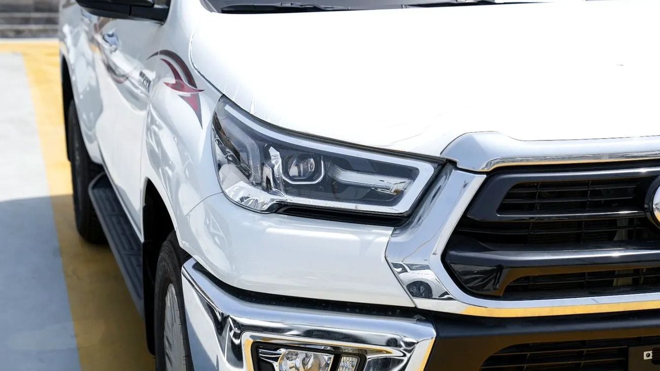 تويوتا هيلوكس SR5 (NON GCC) Brand 2.7 FULL OPTION Double Cab GLX - GCC Specs