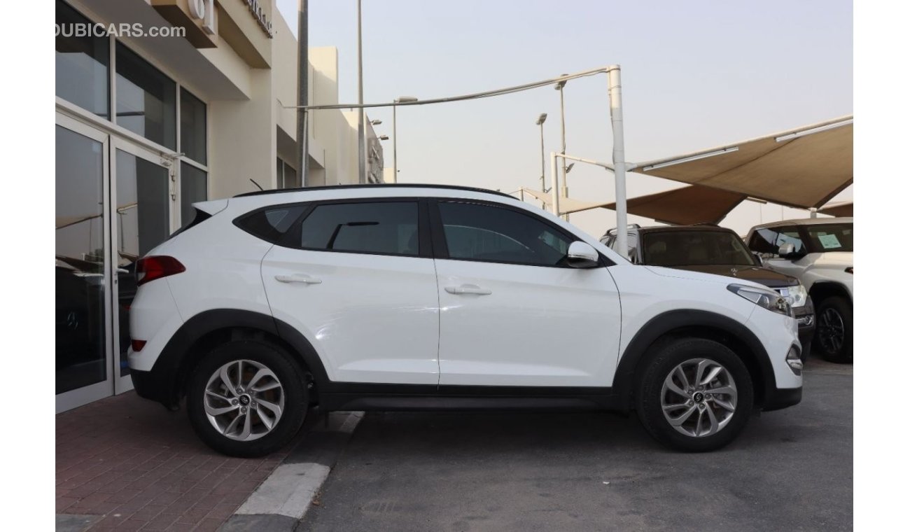 Hyundai Tucson GL Hyundai Tucson 2.0L 2016 GCC