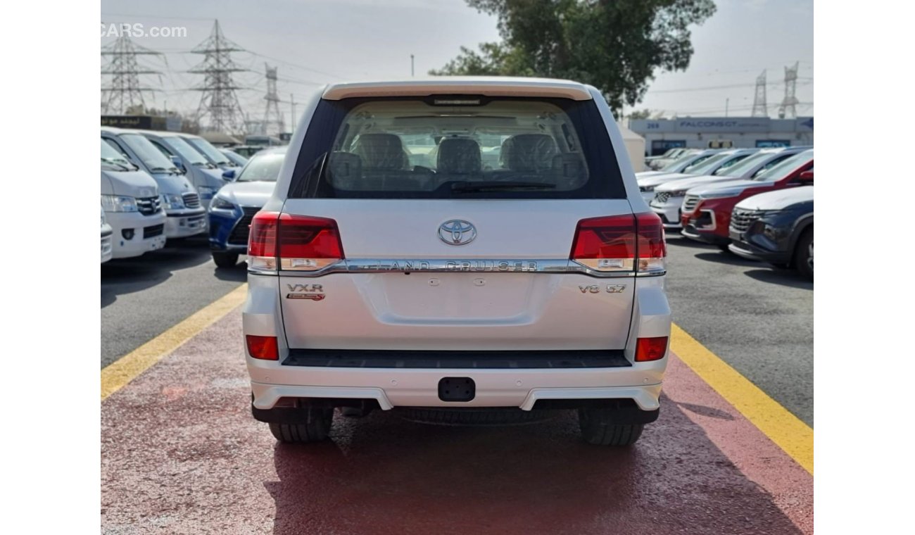 تويوتا لاند كروزر Toyota LandCruiser VX.R Grand Touring S 5.7L V8 Leather Interior White Model 2021