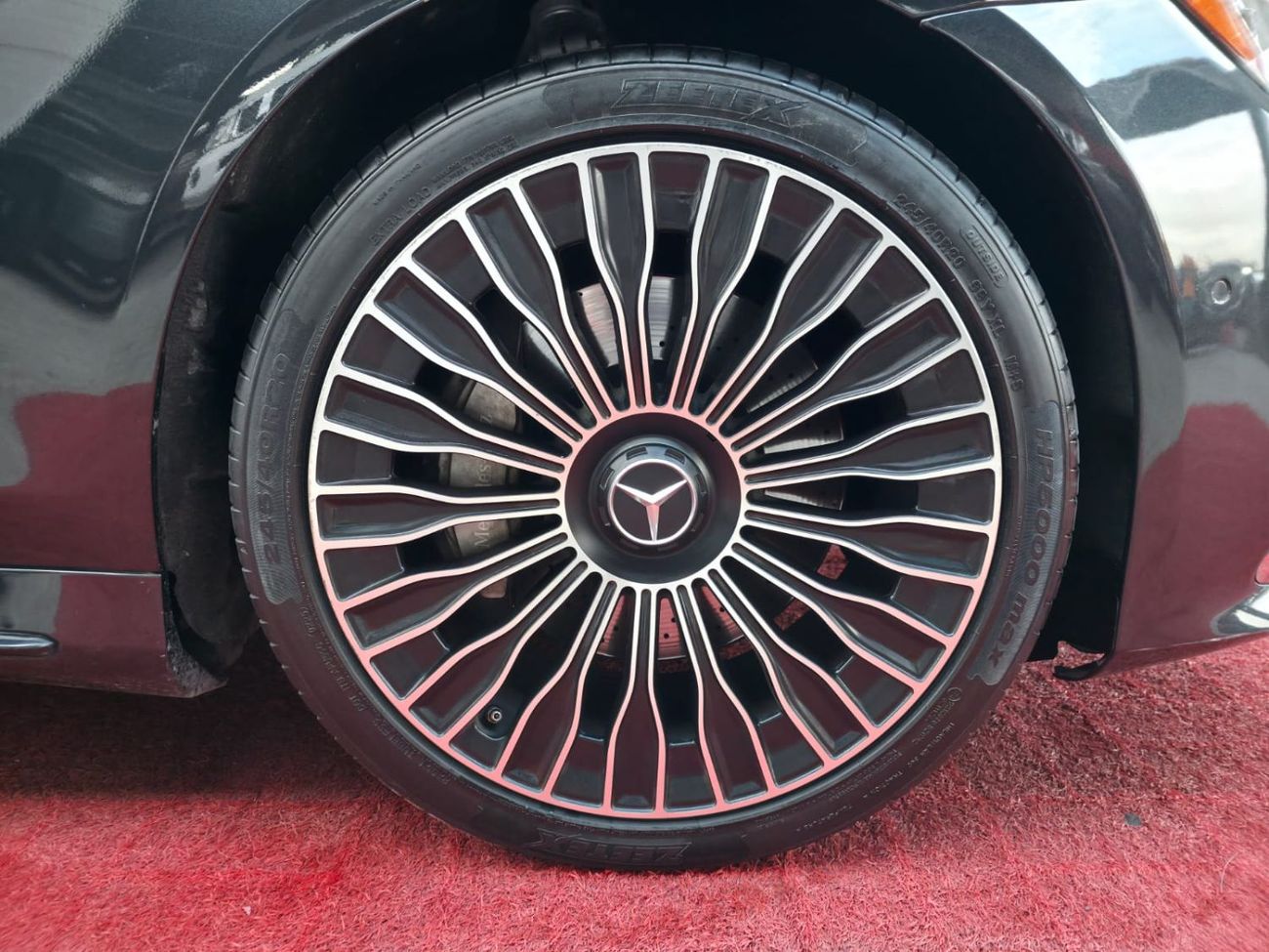 مرسيدس بنز S 550