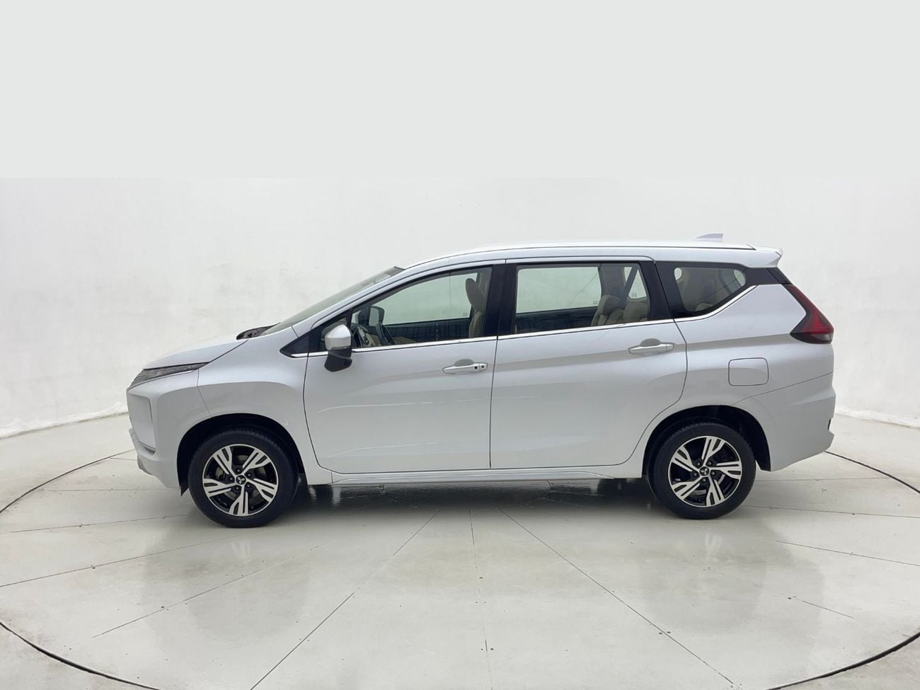 Mitsubishi Xpander 1.5L 2022 | 0 DP | 676/Month | 30 Day Return | Service History