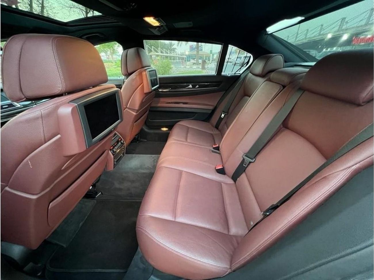 BMW 750Li BMW 750LI 2012 GCC FULL OPTION IN PERFECT CONDITION WITH DEALER WARRATNY