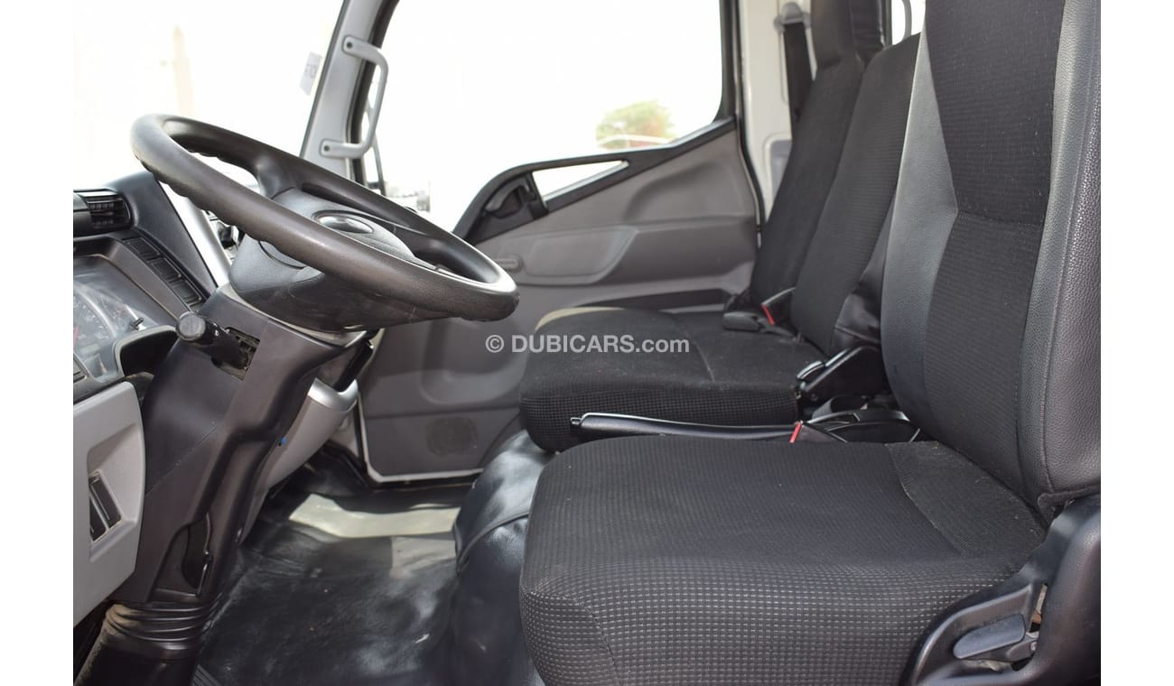 Mitsubishi Fuso Canter Mitsubishi Canter D/C Pick up, Model:2017. Free of Accident with low mileage