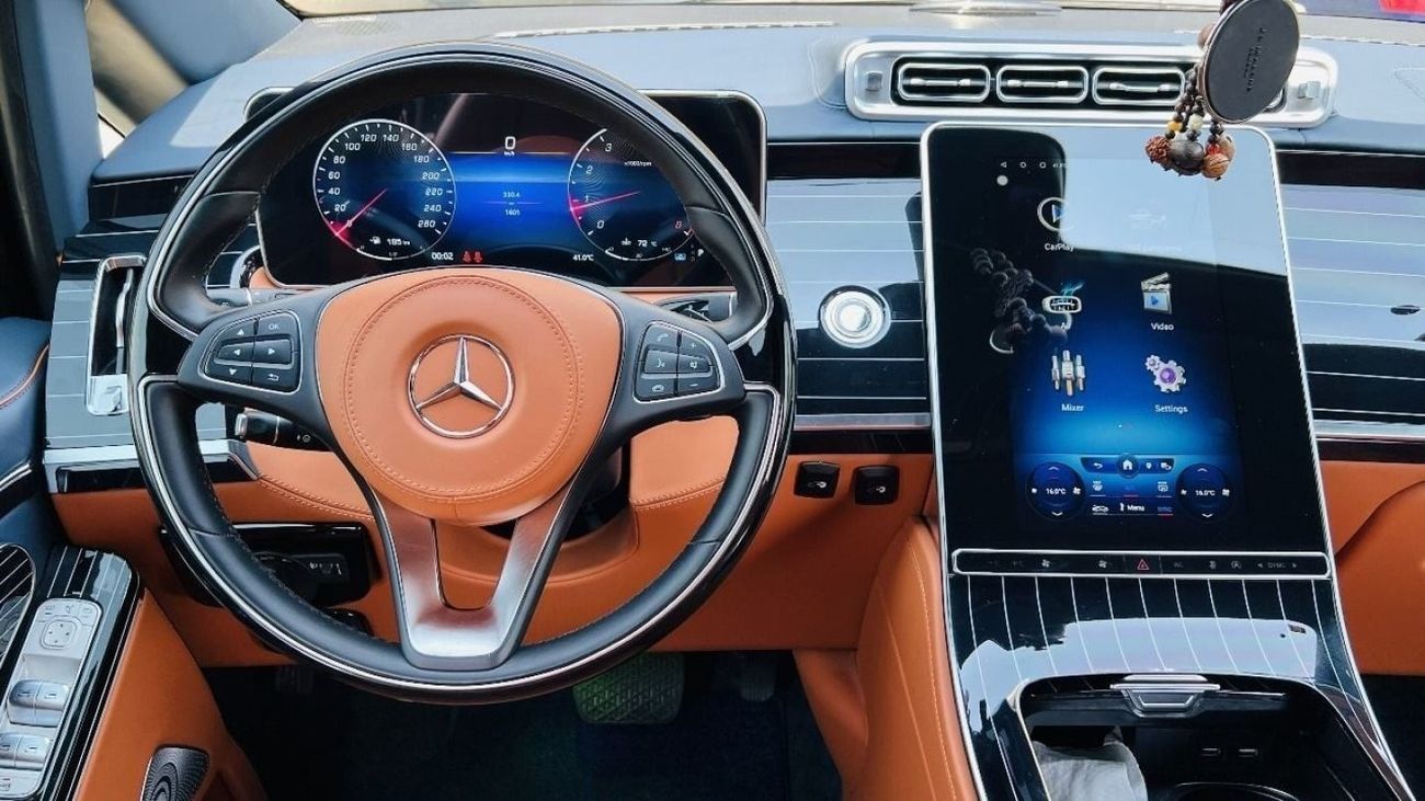 Mercedes-Benz V 250 AED 8000 PM | VIP MERCEDES V250 | VLINE DESIGN | LOW MILEAGE | LIKE NEW