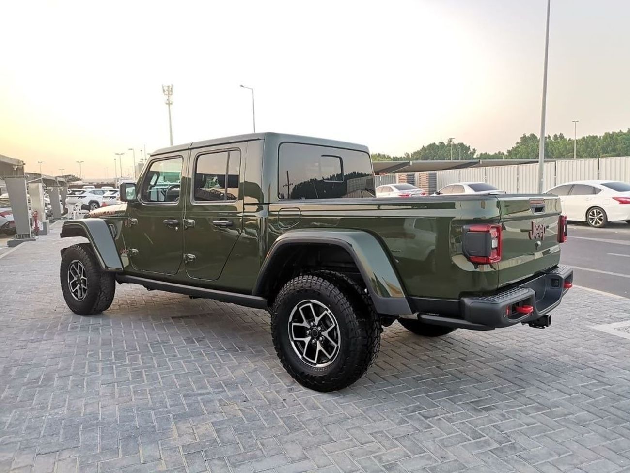 جيب جلادياتور Jeep Gladiator Rubicon - 2024 - Green