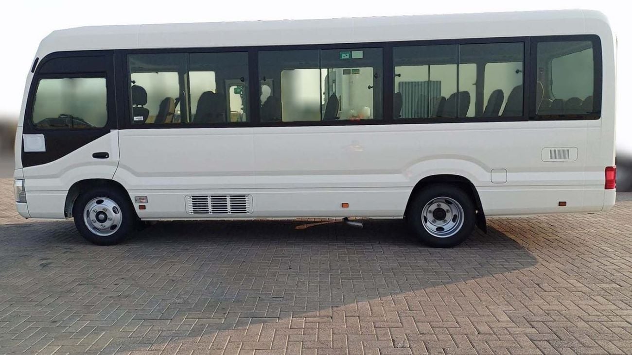Toyota Coaster 4.0L DSL (23 STR, 2P SEAT BELT)