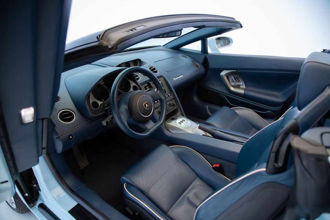 لامبورغيني جاياردو Lamborghini Gallardo Spyder