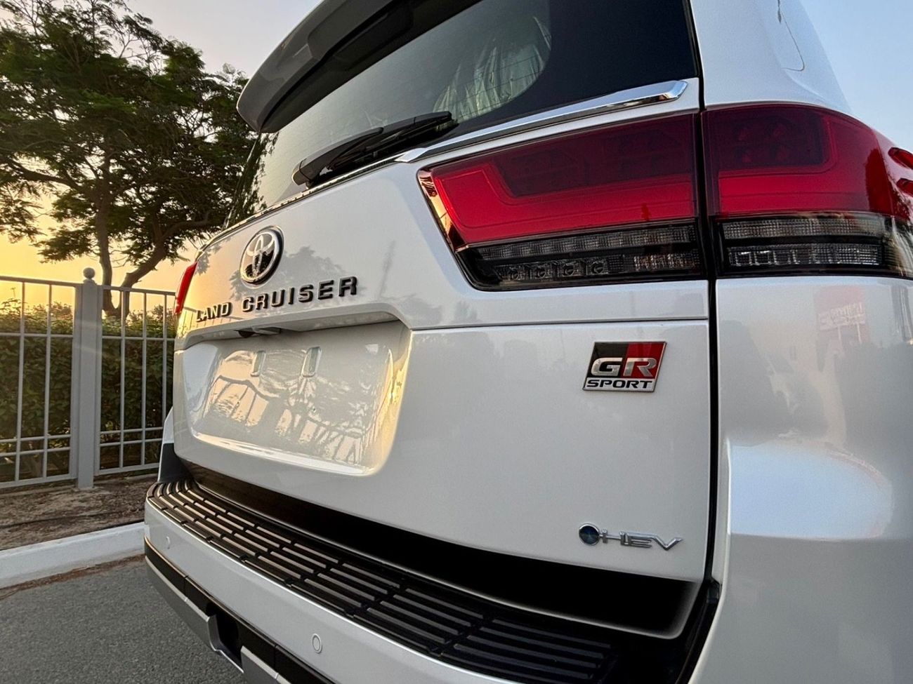 Toyota Land Cruiser GR SPORT