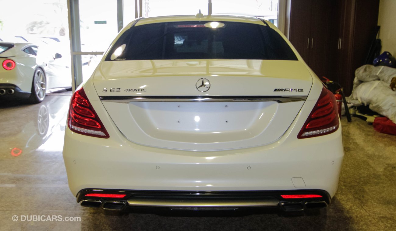 Mercedes-Benz S 63 AMG