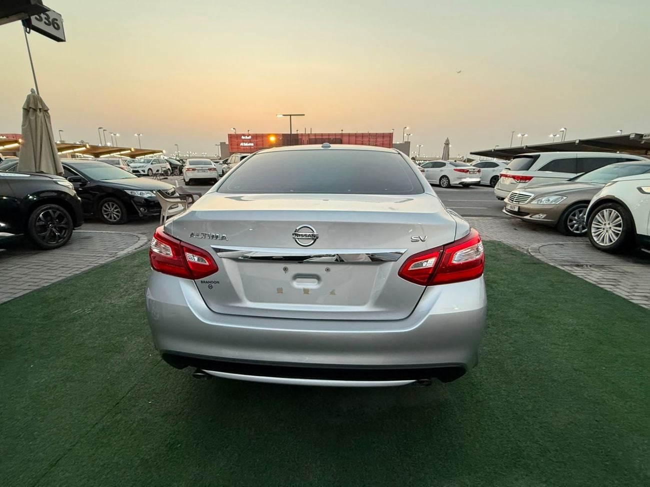 Nissan Altima SV Top-of-the-line trim, excellent condition