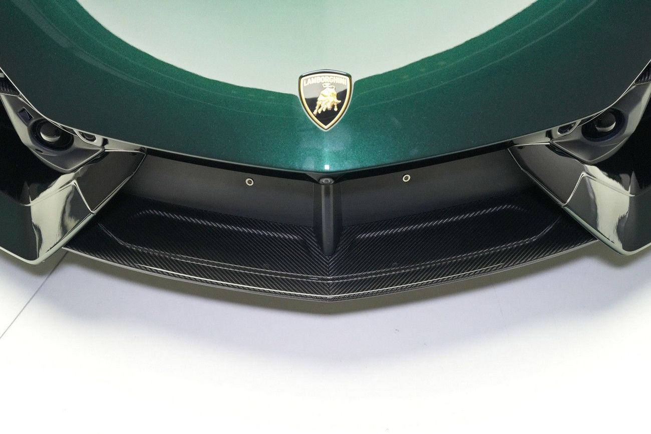 لامبورغيني ريفويلتو STANDARD