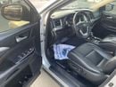 تويوتا هايلاندر 2018 Toyota Highlander XLE 3.5L V6 Full Option Sunroof 7 Leather Seats - Radar & BSM Auto Trunk -