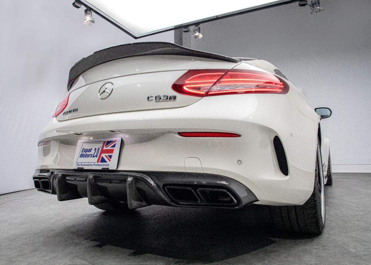 مرسيدس بنز C 63S AMG