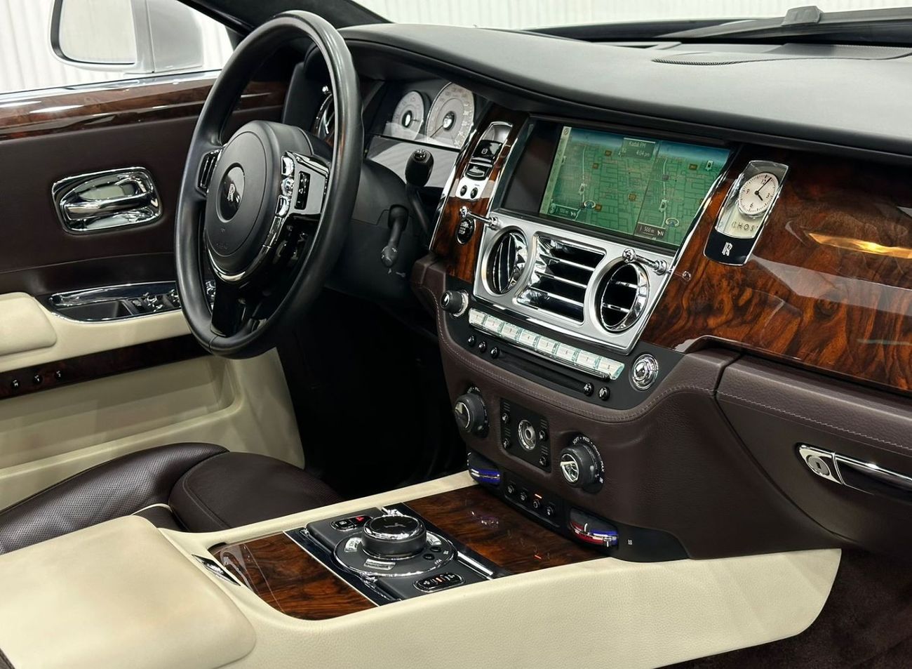 Rolls-Royce Ghost Std 2016 Rolls Royce Ghost, Service History, Full Options, Excellent Condition, GCC