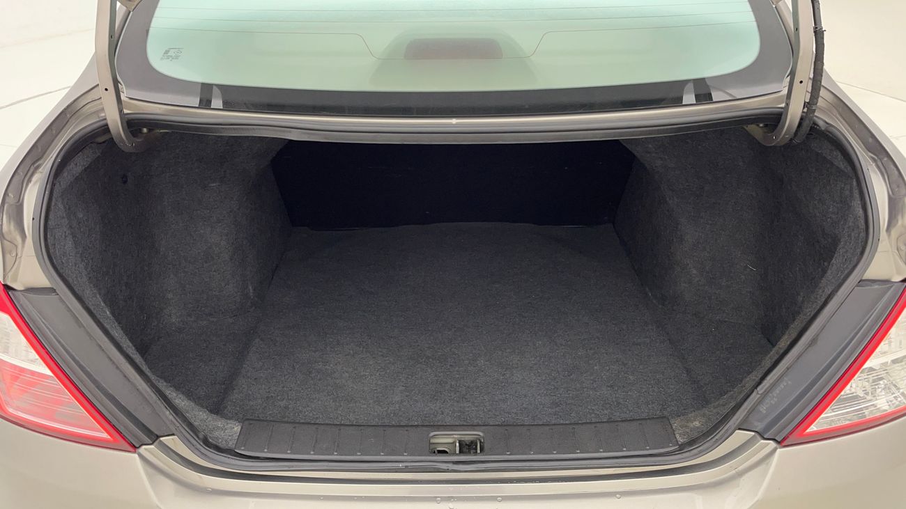 Nissan Sunny SV 1.5 | Zero Down Payment | Home Test Drive