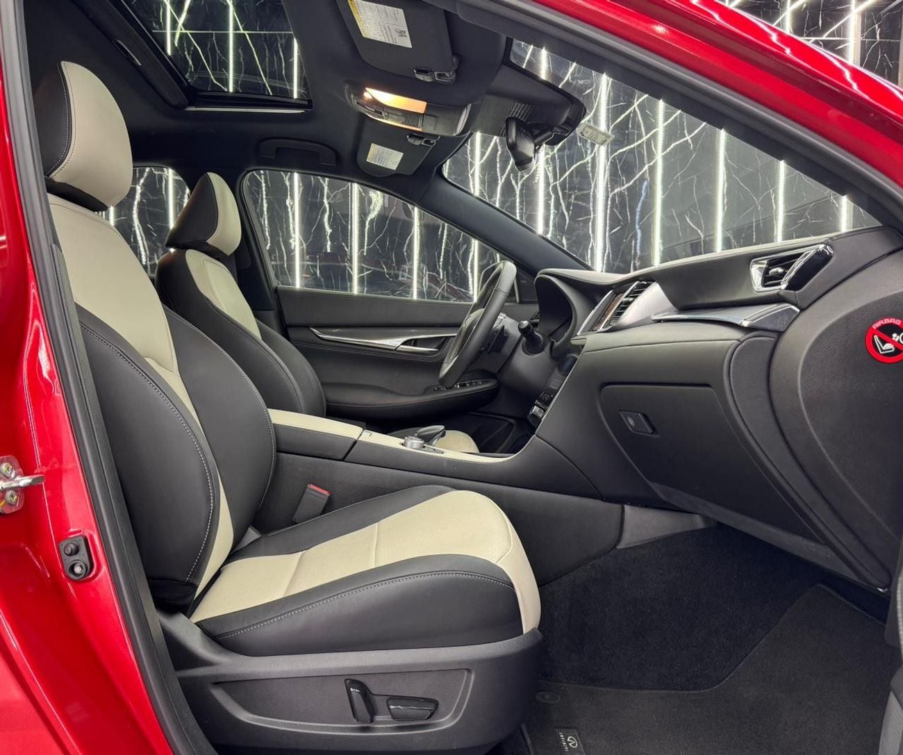 إنفينيتي QX55 LUXE