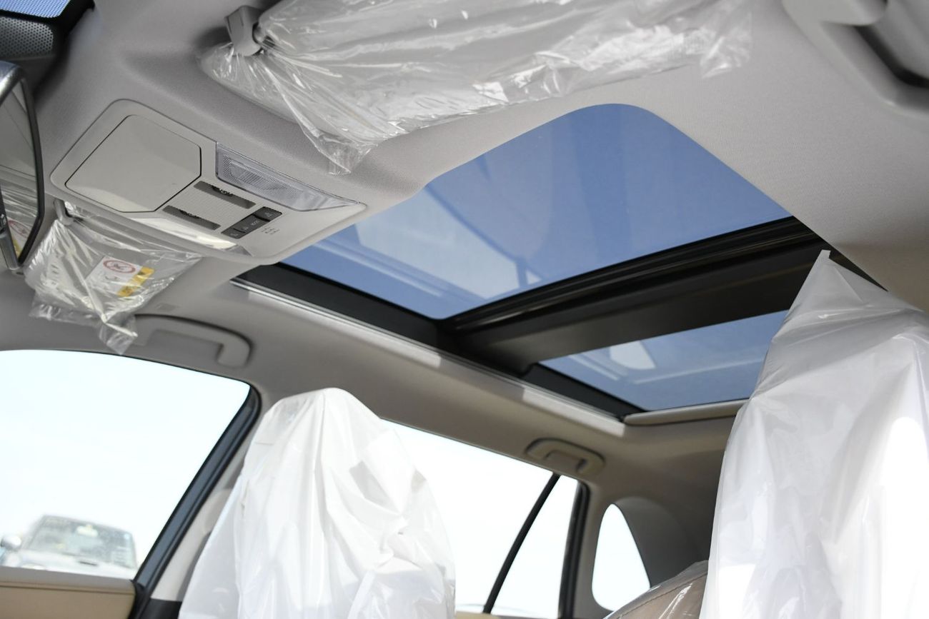 Toyota RAV4 2025 Toyota Rav4 2.5L HEV Limited With Rader Full option (Saudi Spec)