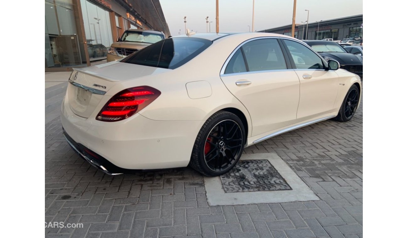 Mercedes-Benz S 63 AMG V8 -BODY KIT63-2019 GCC