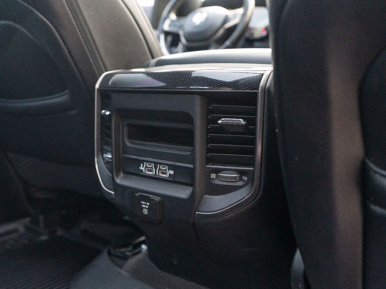 رام 1500 Bighorn Crew Cab 5.7L