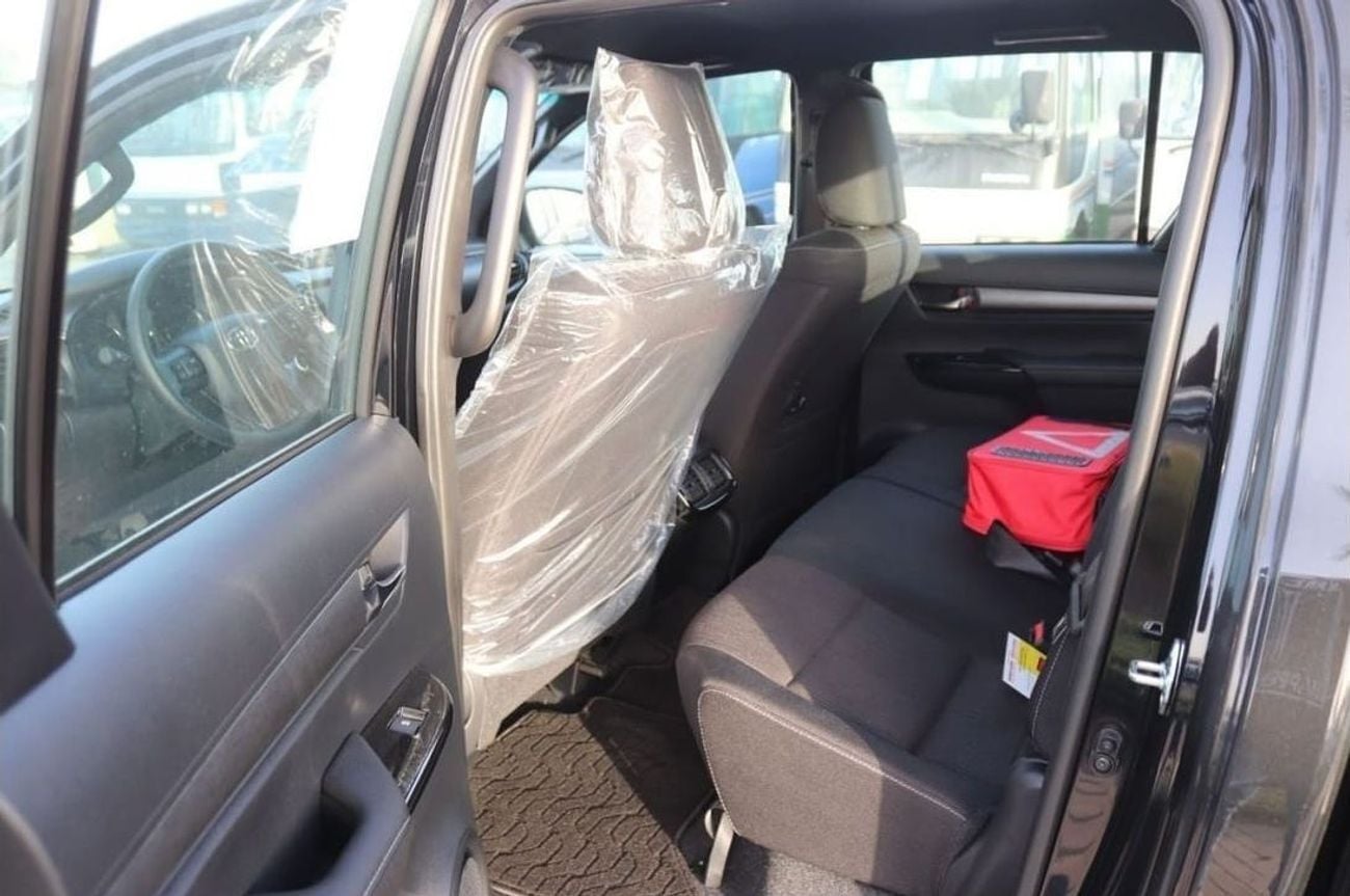 Toyota Hilux ADVENTURE 4.0 ADVANTURE, PETROL, FRONT & BACK CAMERA, CRUISE CONTROL, MULTIMEDIA STEERING, ALLOY WHE