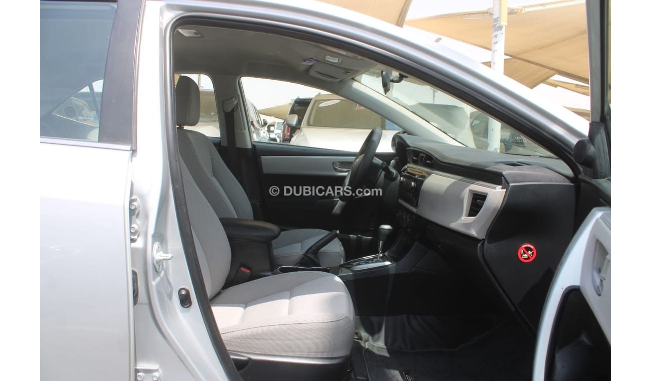Toyota Corolla SE+ TOYOTA COROLLA 2015 - 2000 CC - PUSH BUTTON START - ACCIDENTS FREE - PERFECT CONDITION INSIDE OU