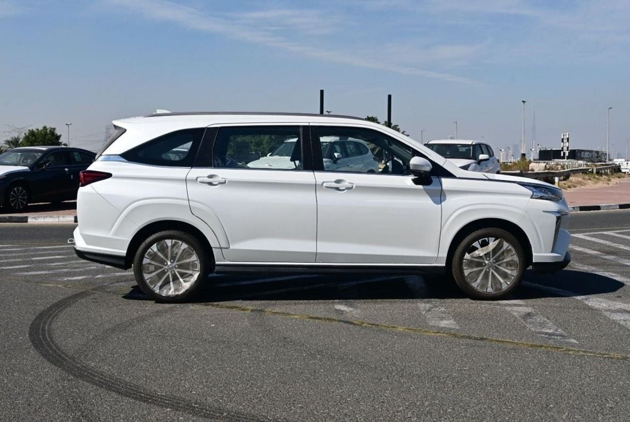 Toyota Veloz TOYOTA VELOZ 1.5L PETROL 2024 7 SEATERS