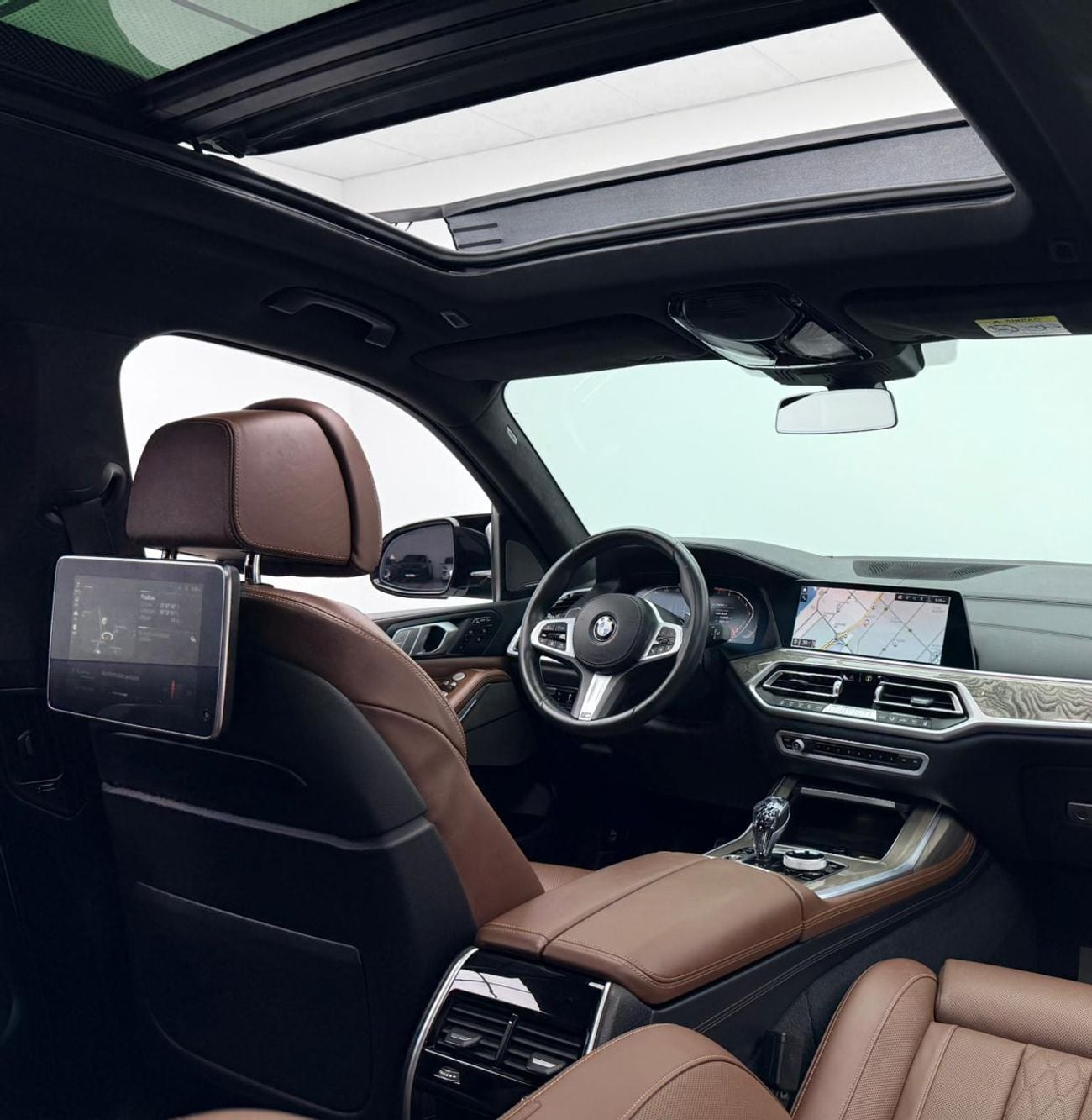 بي أم دبليو X7 2020 BMW X7 xDrive40i M-Sport, Warranty, Full BMW Service History, 7 Seater, Fully Loaded, GCC