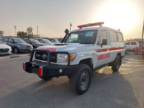 Toyota Land Cruiser TOYOTA LAND CRUISER AMBULANCE SUV RHD 2017 MODEL 4.5 L DIESEL MANUAL(PM07499)