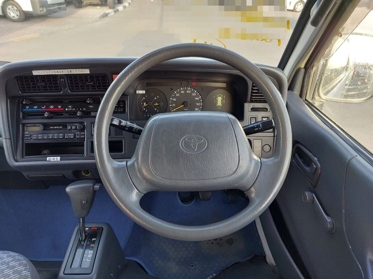 Toyota Hiace TOYOTA HIACE COMMUTER VAN RHD 2001 MODEL 3.0 L DIESEL AUTOMATIC(PM01315)