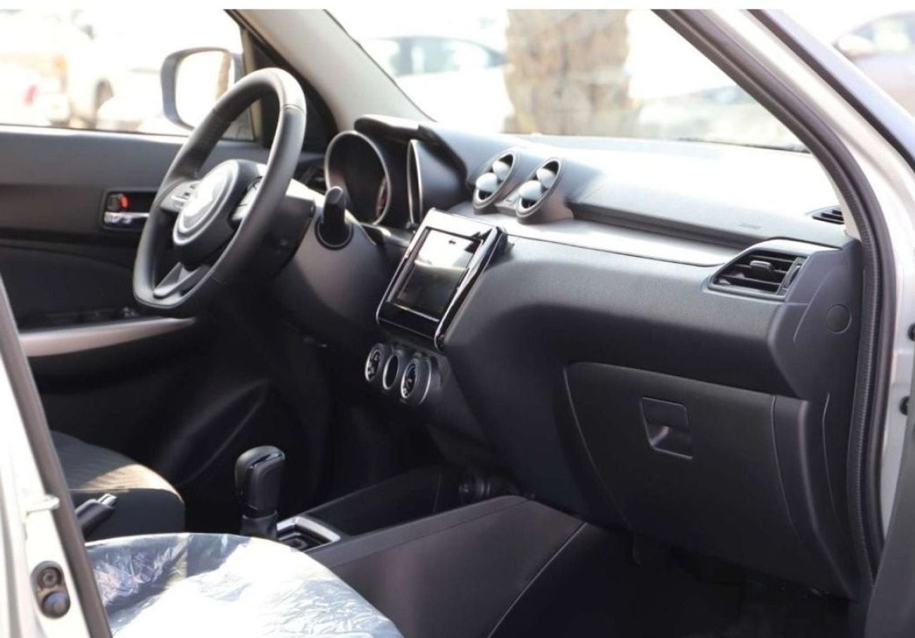 سوزوكي سويفت GLX