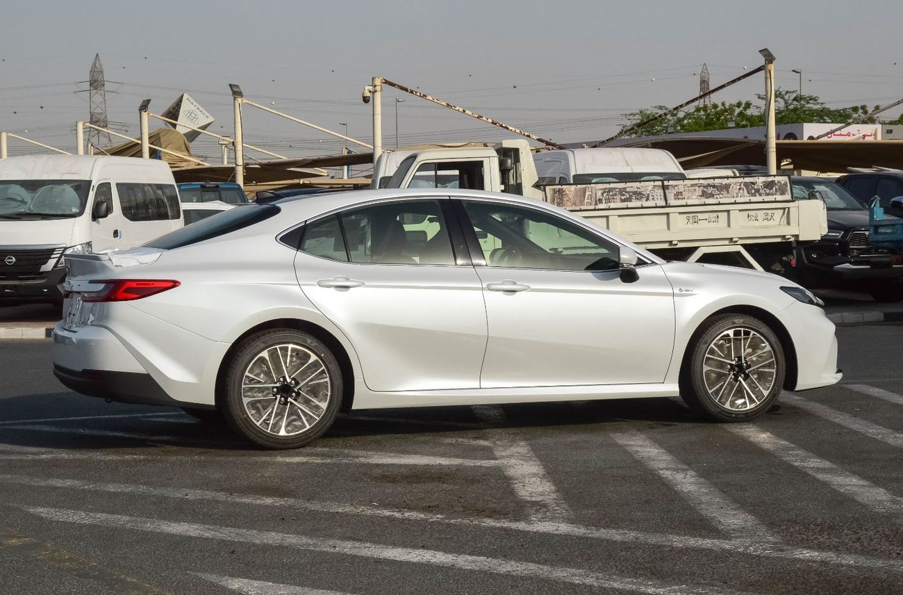 Toyota Camry TOYOTA CAMRY HYBRID 2.5L FWD SEDAN 2025