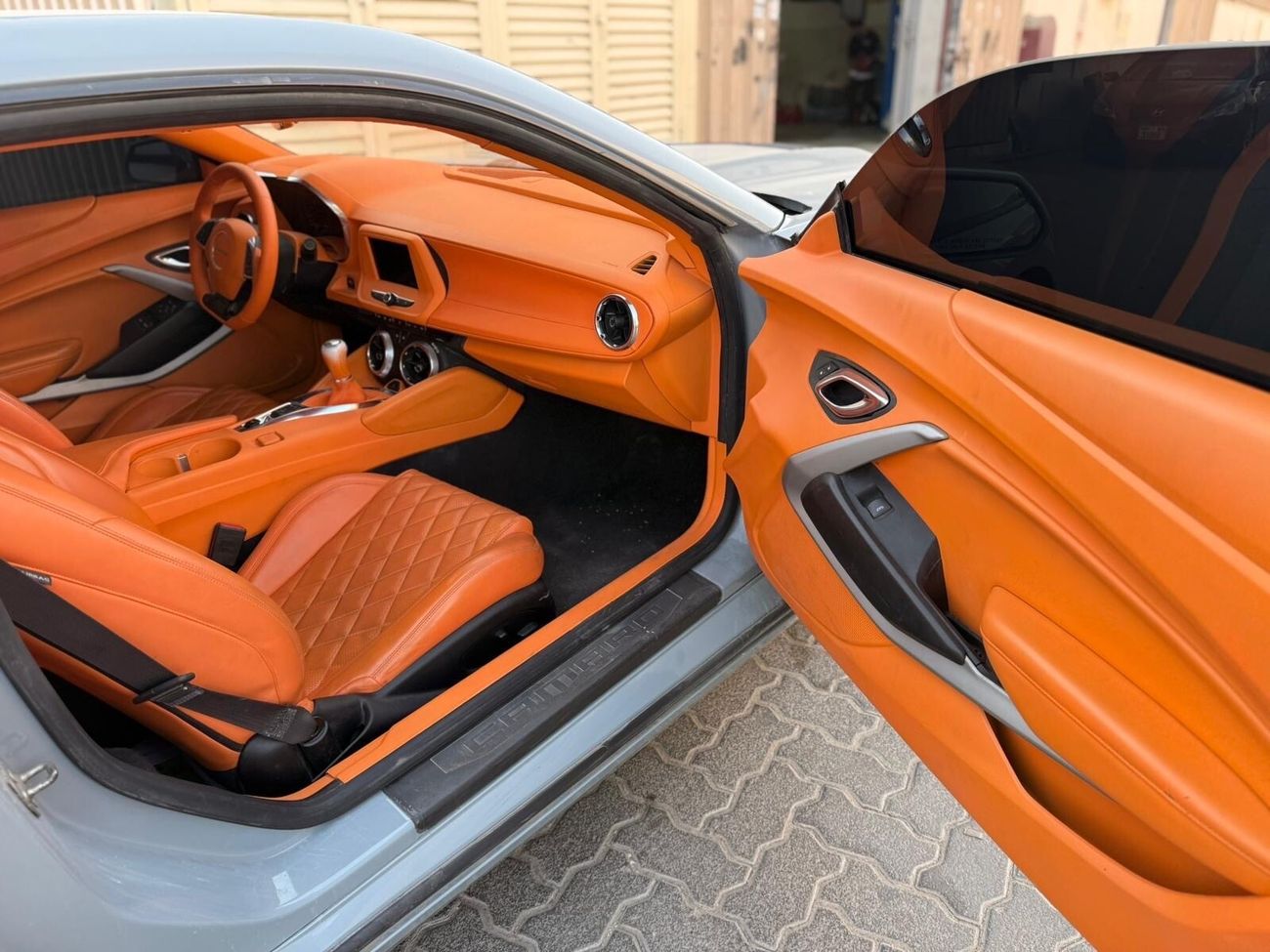 Chevrolet Camaro v6 manual RS LT