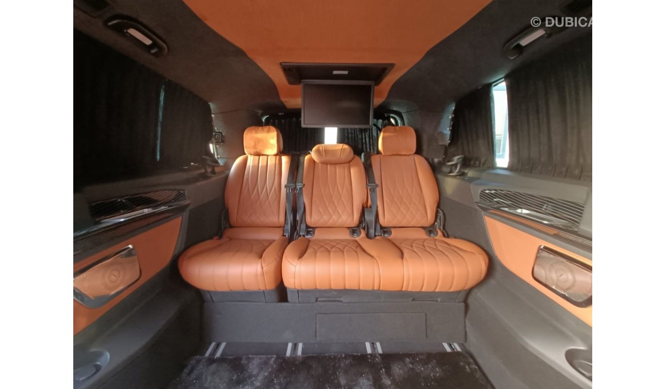 Mercedes-Benz V 250 V4, 2.0L Petrol,  VIP, Platinum, Front & Rear DVD's With Leather Seats, and Much More (CODE #VITO)
