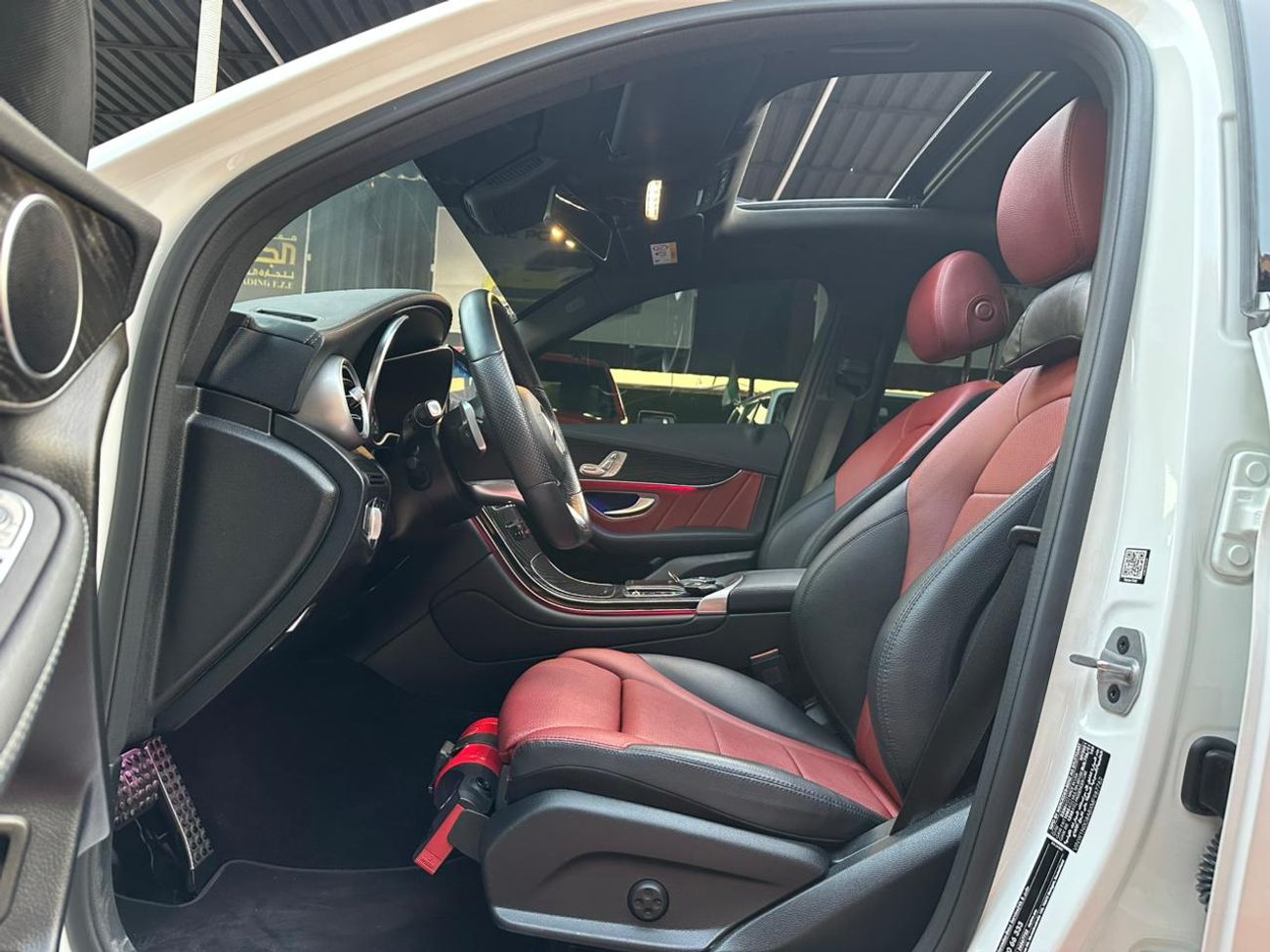 مرسيدس بنز GLC 200 Std 2.0L