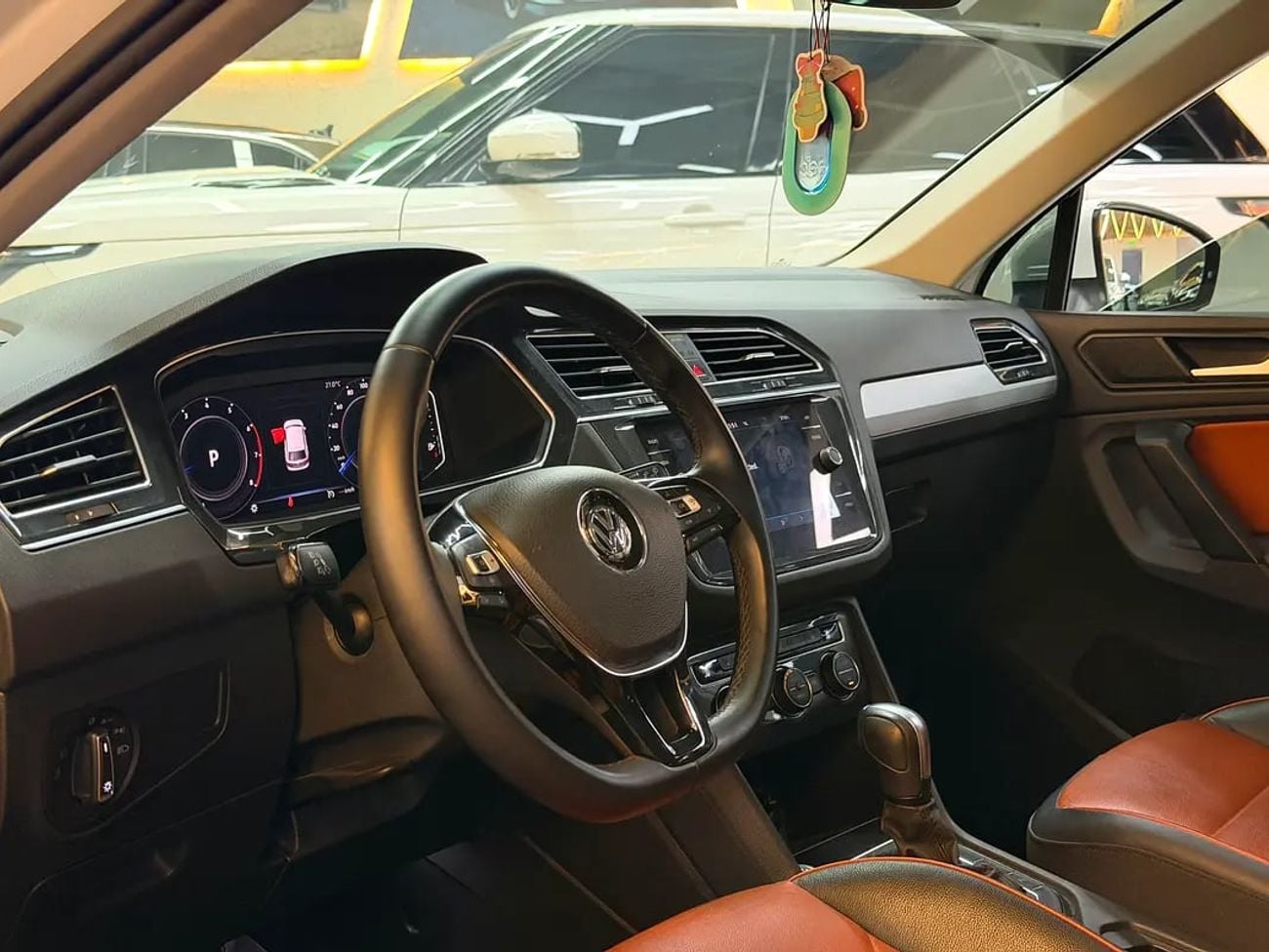 Volkswagen Tiguan MORYA JESWANI CARS FOR USED AUTOMOBILE TRADING CO.L.L.C