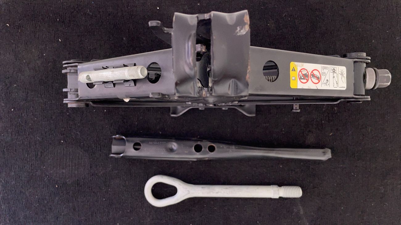 جيب شيروكي LONGITUDE 2.4 | بدون دفعة مقدمة | اختبار القيادة في المنزل