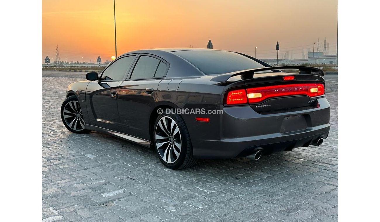 Dodge Charger SRT8