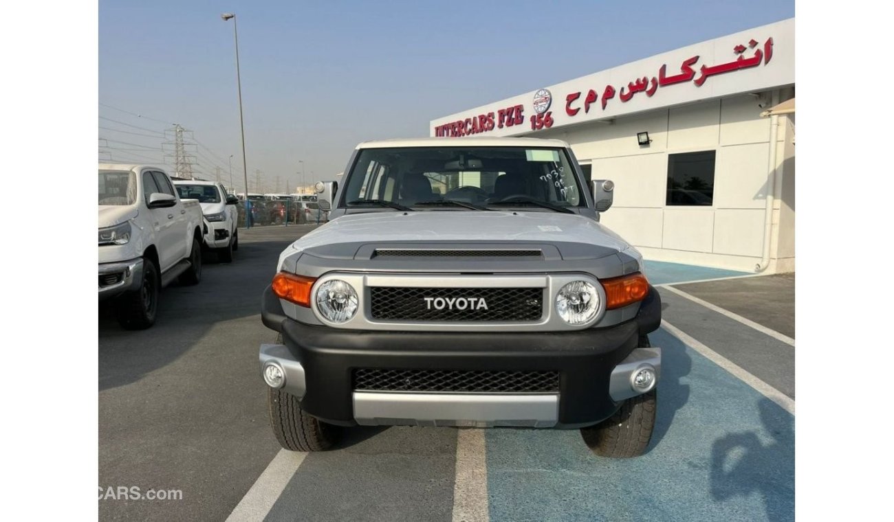 Toyota FJ Cruiser TOYOTA FJ CRUISER WITH JBL SOUND