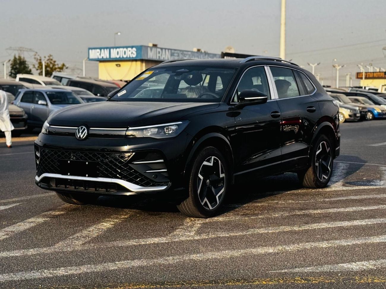 فولكس واجن تيجوان Volks wagen Tigwan R line  2.0 L. Model.  2025