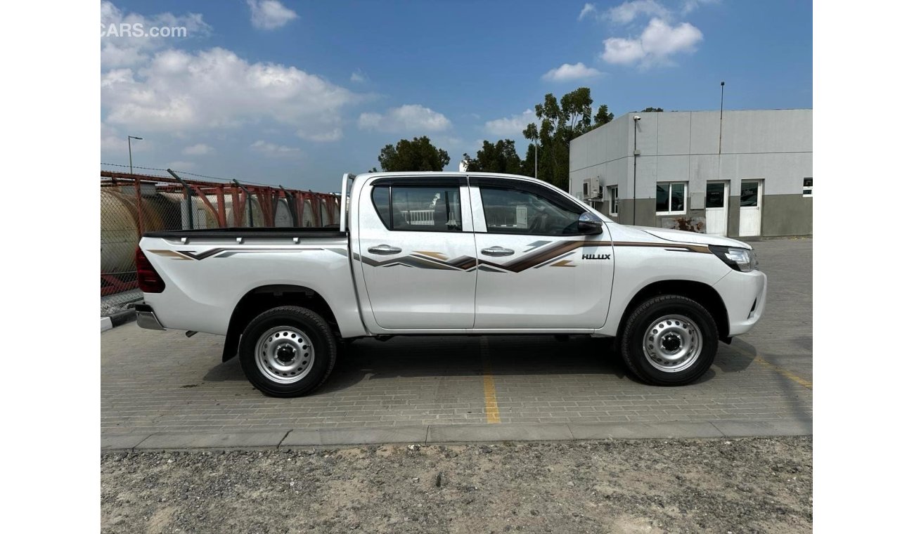Toyota Hilux 2024 YM TOYOTA HILUX 2.7L 4WD AT LOW OPTION