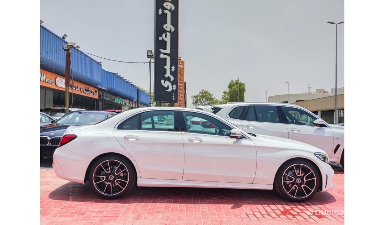 مرسيدس بنز C200 AMG Under Warranty 2021 GCC