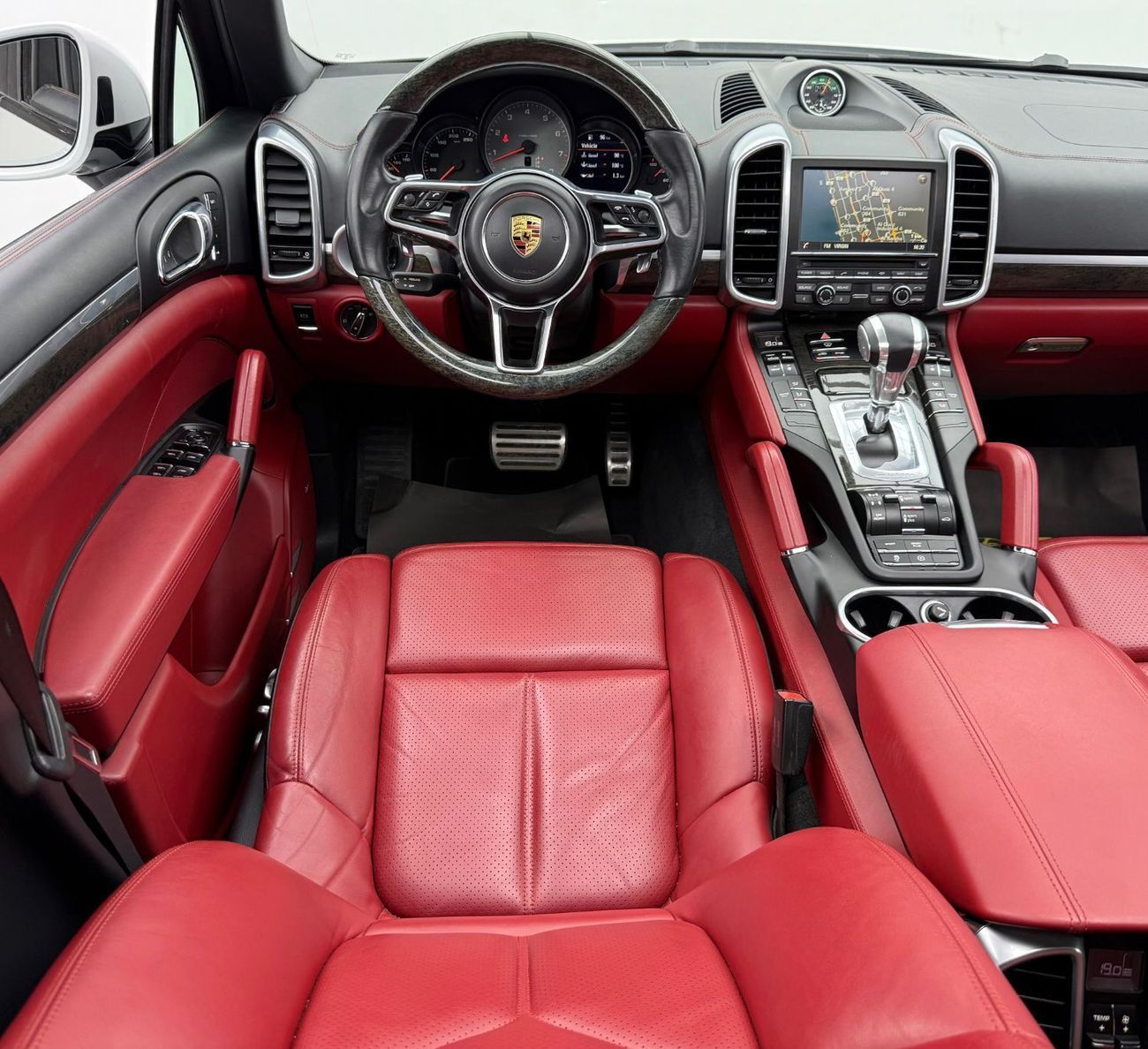 بورش كايان 2016 Porsche Cayenne S, Full Service History, Fully Loaded, Excellent Condition, GCC