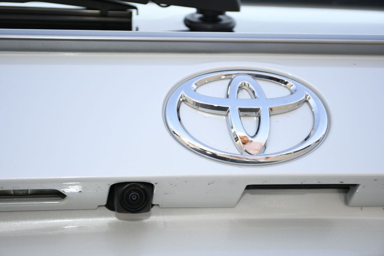 Toyota RAV4 2025 Toyota Rav4 2.5L HEV limited Saudi Spec GCC full option (ready stock)