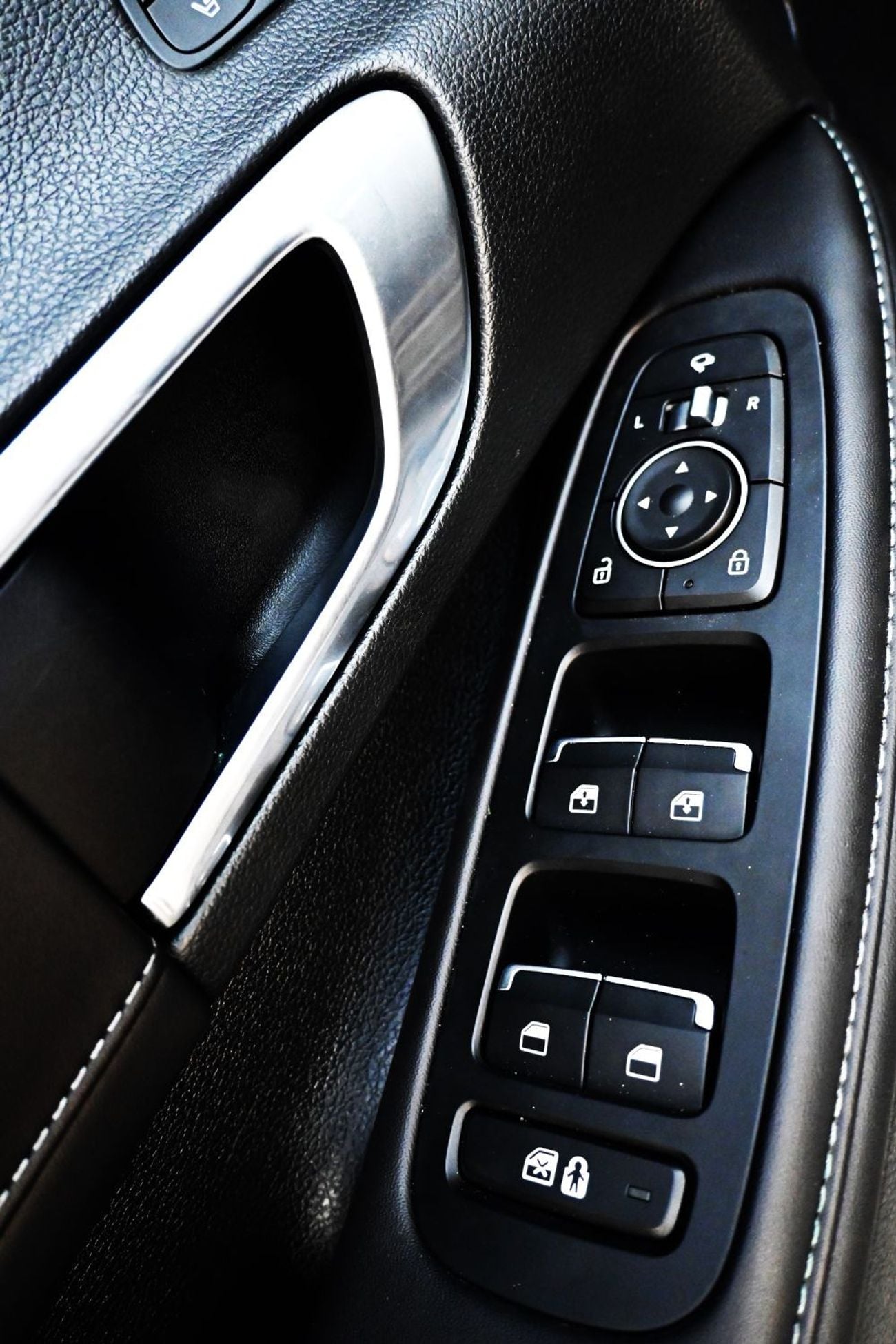 هيونداي سوناتا هيونداي سوناتا 2023 خليجي فل ابشن بحالة ممتازة