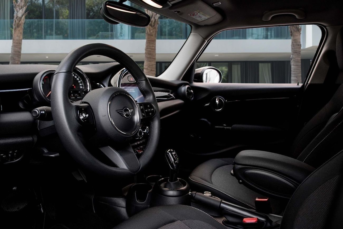 Mini Cooper | 1,958 P.M  | 0% Downpayment | AGMC Warranty & Service | Low KM!