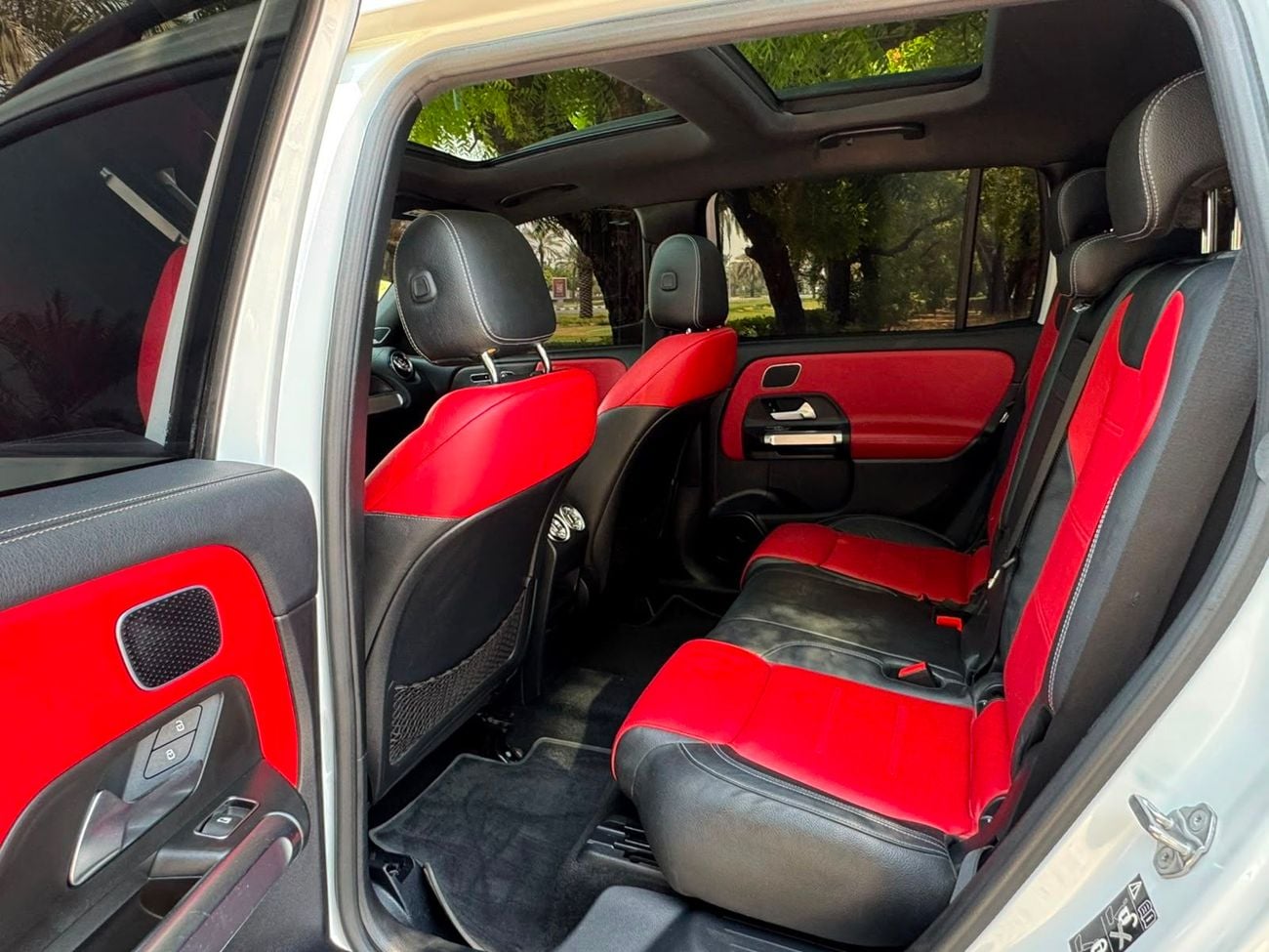 Mercedes Benz GLB250