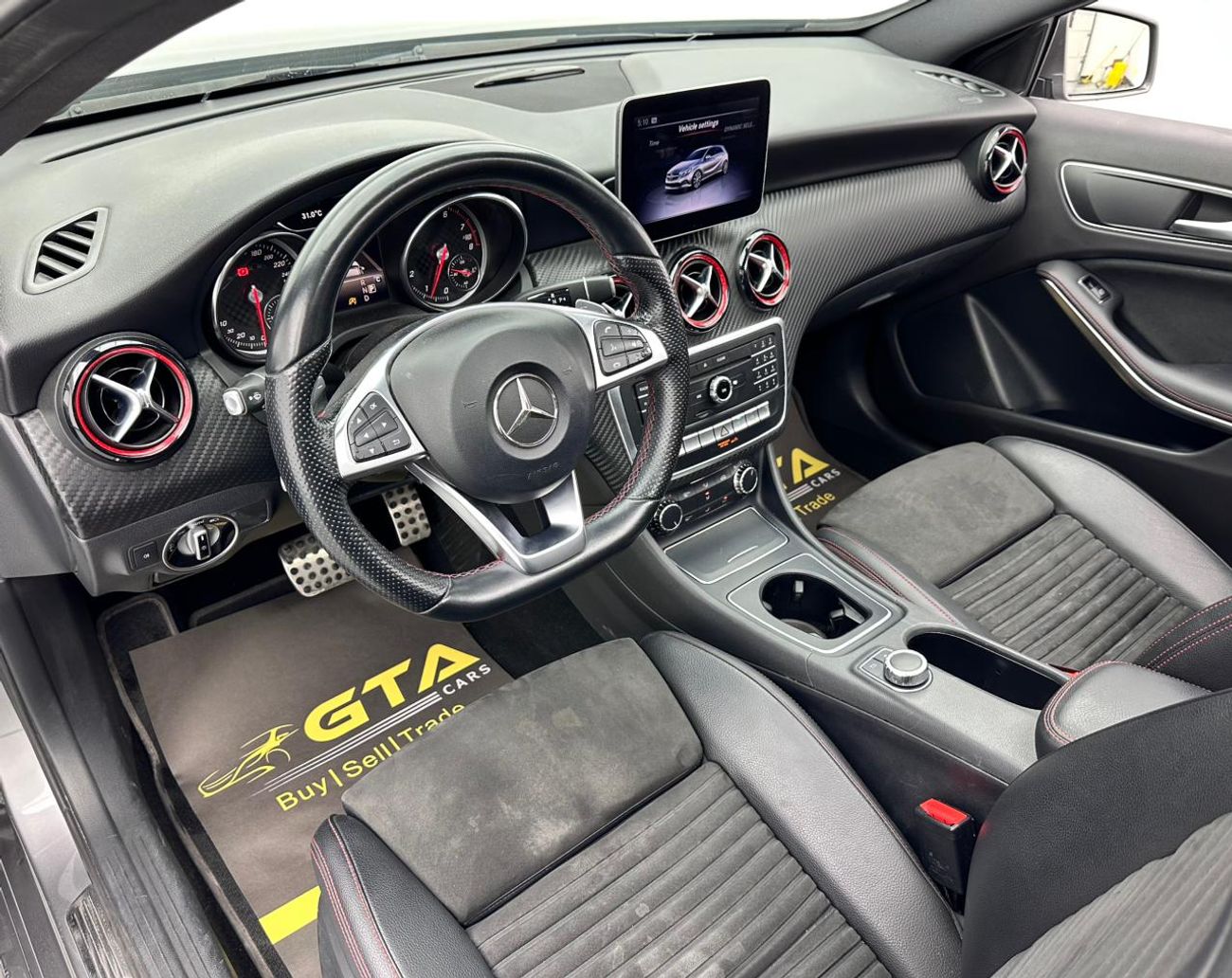 مرسيدس بنز A 250 2018 Mercedes-Benz A 250, 1 Year Unlimited KM Warranty, Full Service History, GCC