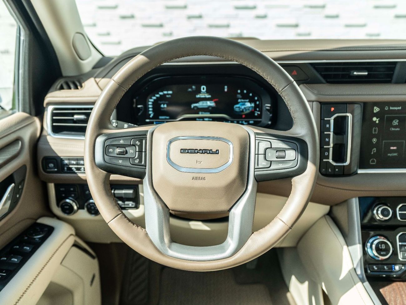 GMC Yukon 6.2 V8 Denali (AWD)