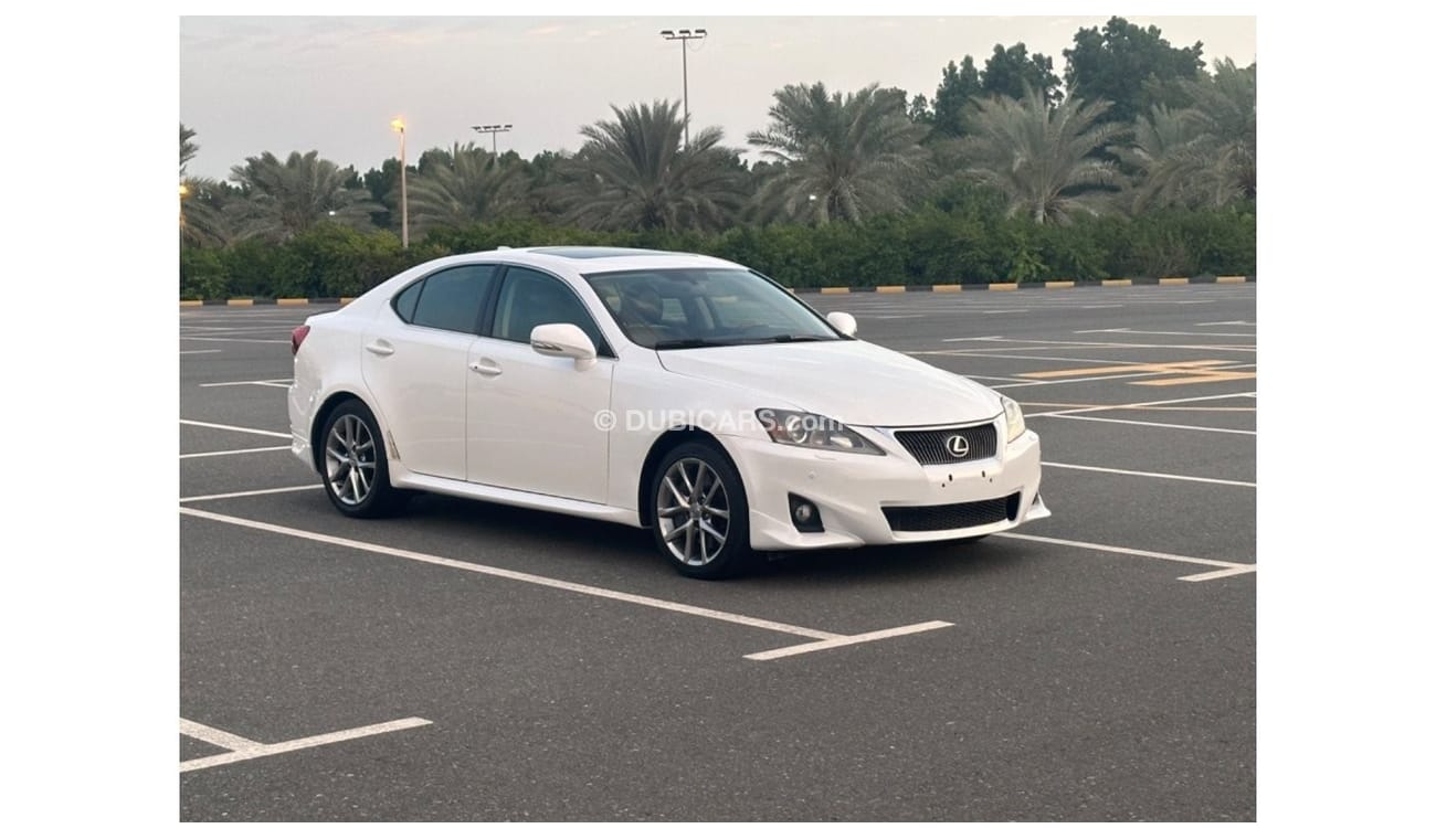 Lexus IS300 MODEL 2013 GCC CAR PERFECT CONDITION INSIDE AND OUTSIDE FULL OPTION SUN ROOF LEATHER SEATS NAVIGATIO
