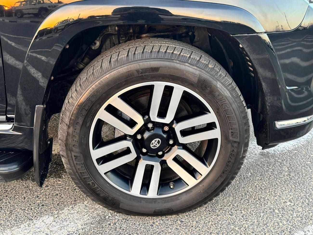 تويوتا فور رنر Toyota 4runer limited edition fully full sunroof 7seat 4wheel drive